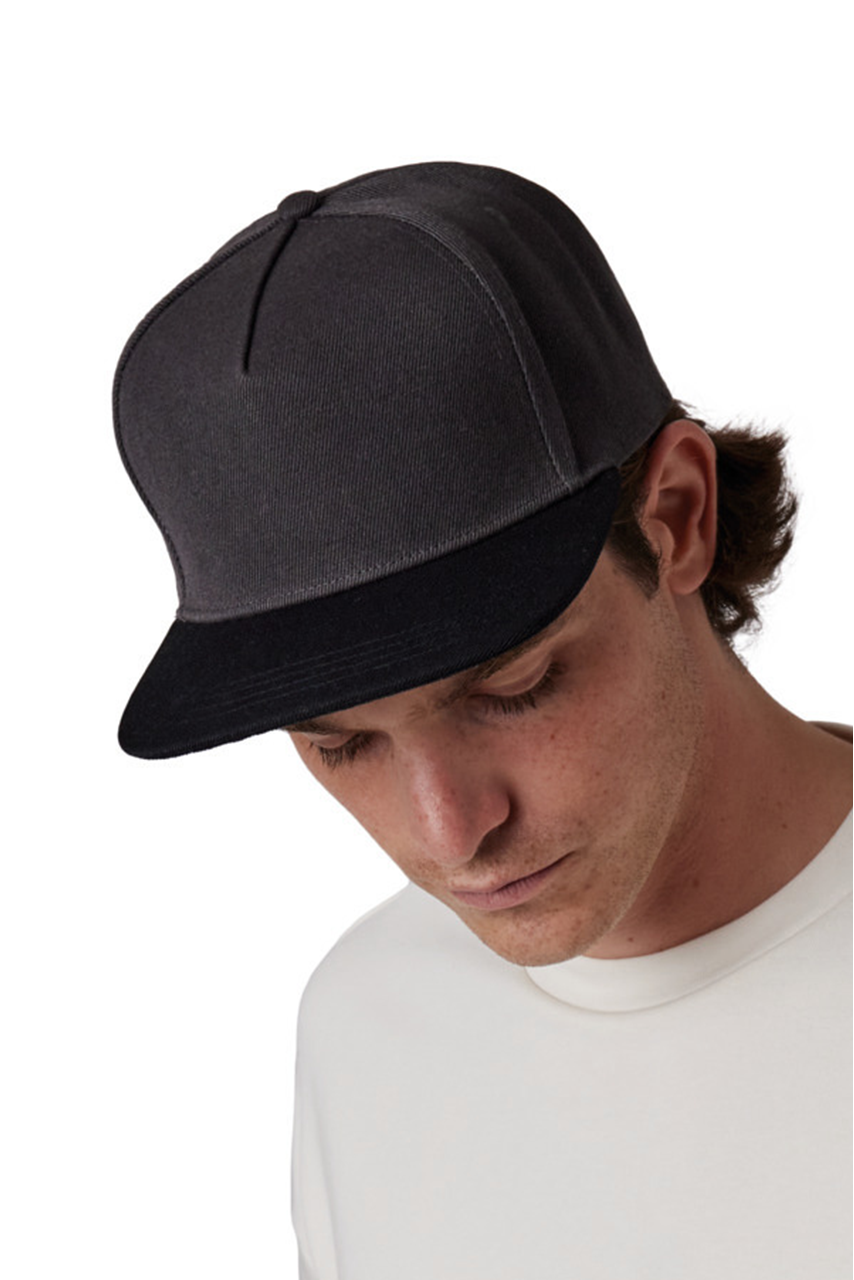 SNAPBACK CAP - 5 PANELS