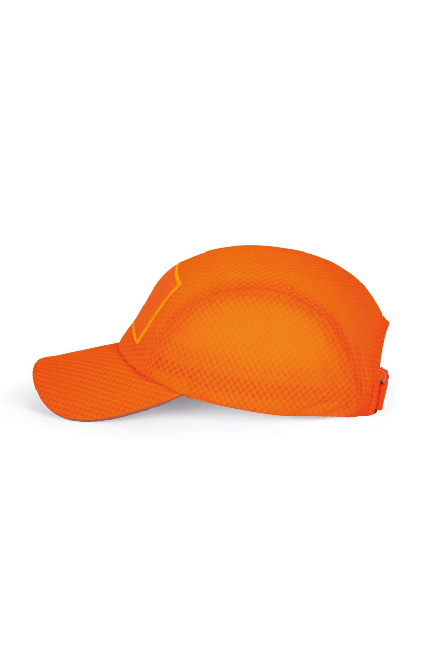 6-PANEL CAP WITH PATCH